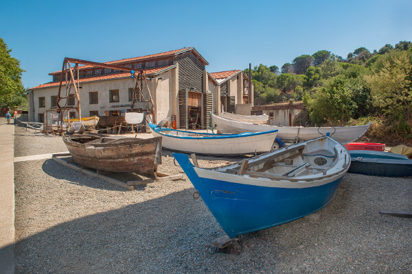 Taller de les barques a Polilles